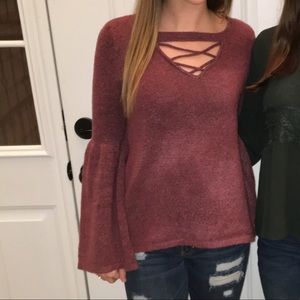 AE criss cross sweater